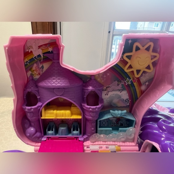 Mattel | Polly Pocket Unicorn Party Playset. - Picture 9 of 16
